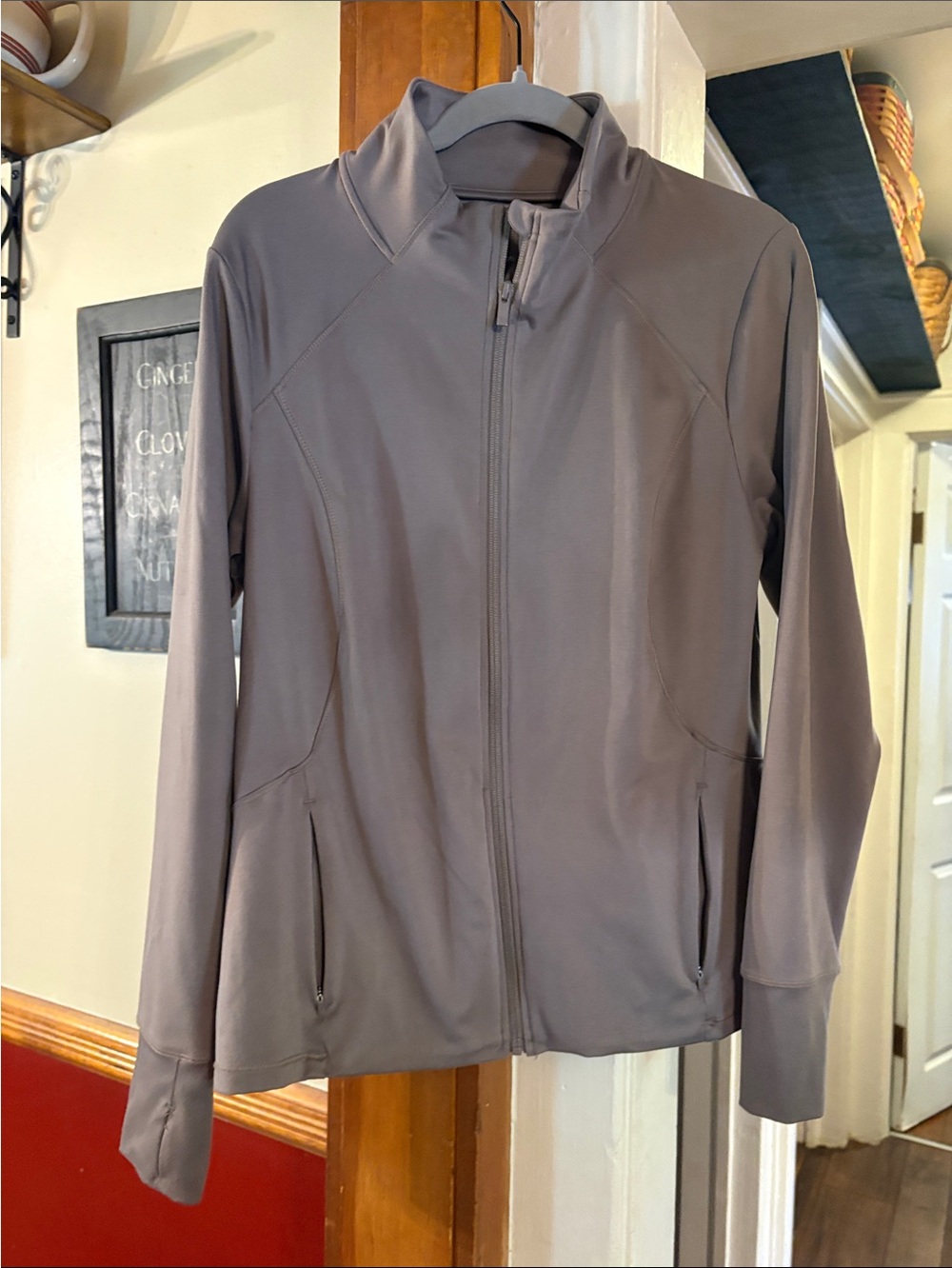 Lightweight Full‑Zip Utility Jacket in Taupe